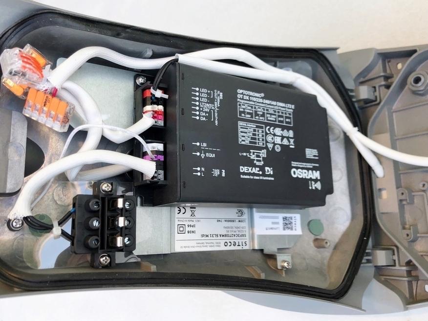 <p>
	Светодиодный уличный светильник 120 Вт, Siteco, SI31 Midi, 5XF3E42T08MA</p>
