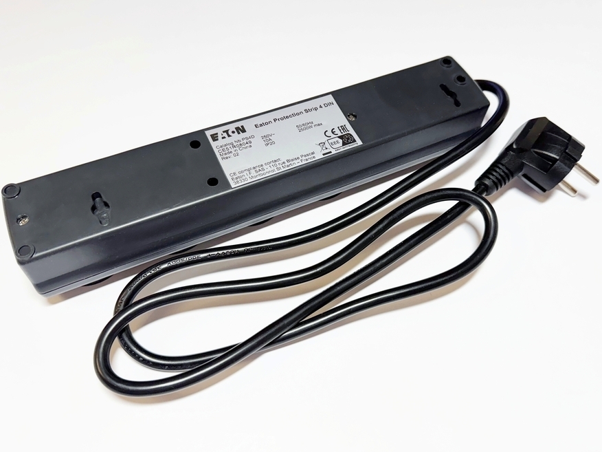 <p>
	Pikendusjuhe 4 pesaga, 1 meeter, Eaton, PS4D</p>
