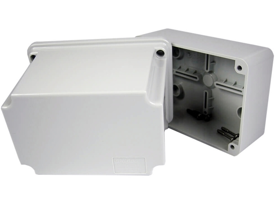 <p>
	Пластмассовая настенная монтажная коробка 120x80x120 мм, Gewiss, GW44215</p>
