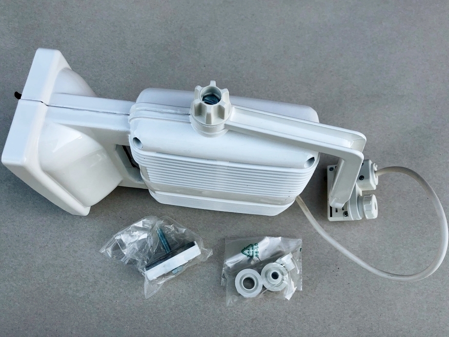 <p>
	Зажигательное устройство, балласт 150Вт (NaHJ150.995) + стартёр (Z150) + конденсатор, Vossloh Schwabe</p>
