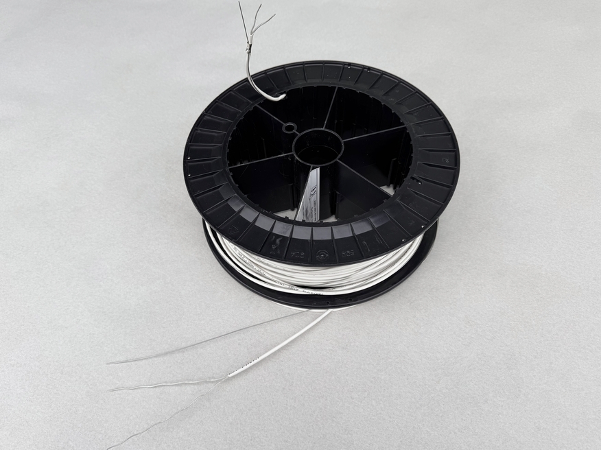 <p>
	Цифровой термокабель 2×1 мм, FLD105/MW, 18-035</p>
