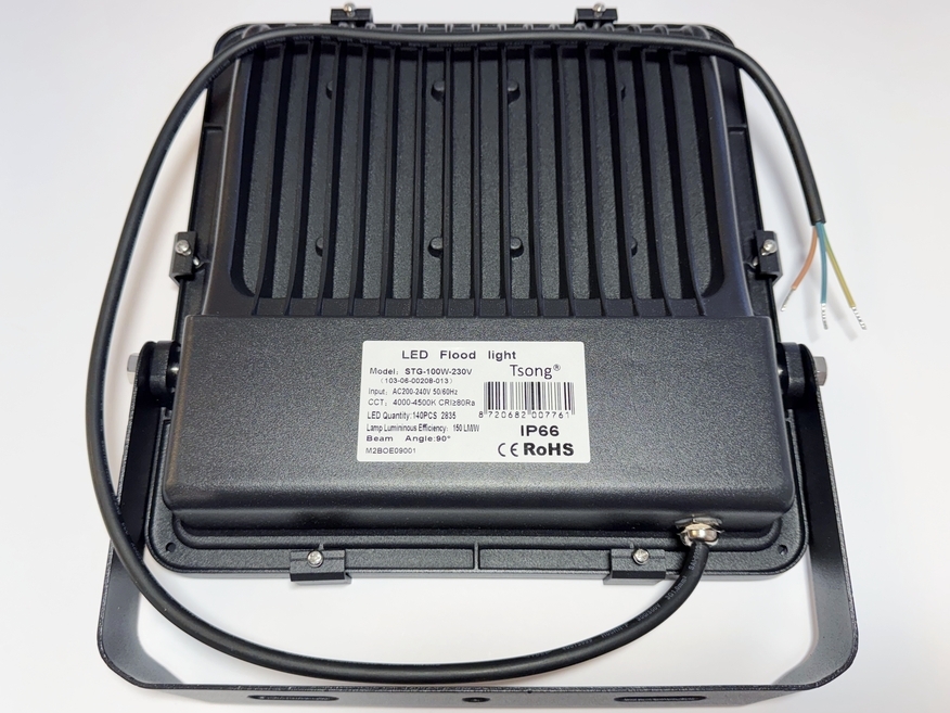 <p>
	<span style="color:#ff0000;">Светодиодный</span> прожектор 100 Вт, STG-100W-230V, Tsong, 103-06-00208-013</p>
