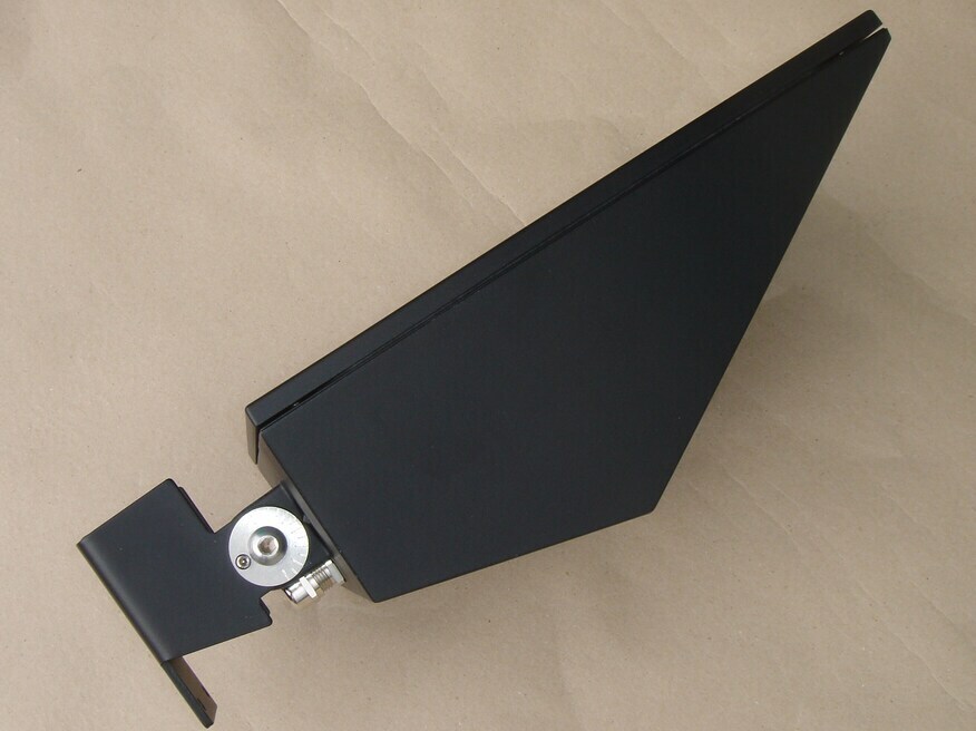 <p>
	Куплю прожекторы 70 Вт.</p>
