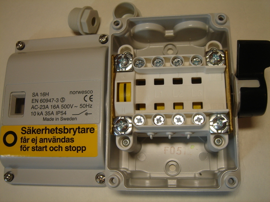 <p>
	Ostan turvalüliteid 3-faasilisi</p>
