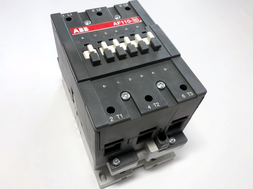 <p>
	Куплю контакторы 3-фазные 160A, AF110, ABB</p>
