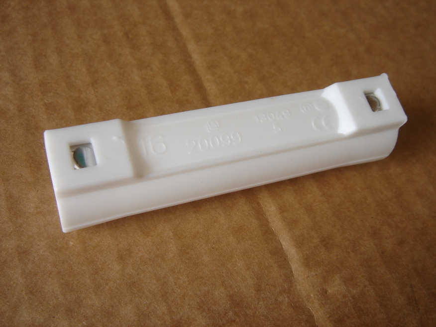 <p>
	Ostan jätkumuhve Ø16mm</p>
