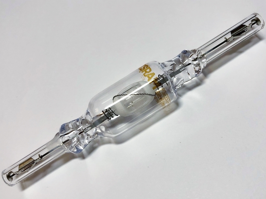<p>
	Металлогалогенная лампа 70Вт, Powerstar HQI-TS 70W/NDL Excellence, Osram, 678324</p>
