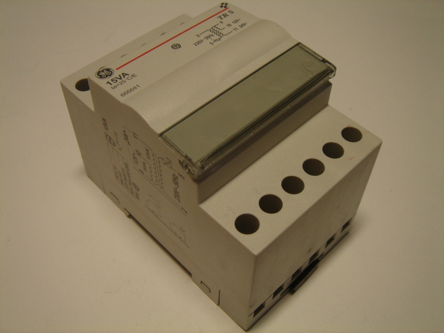 <p>
	Ostan moodul trafosid</p>
