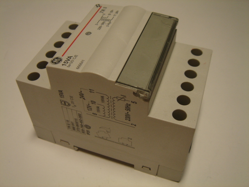 <p>
	Ostan moodul trafosid</p>
