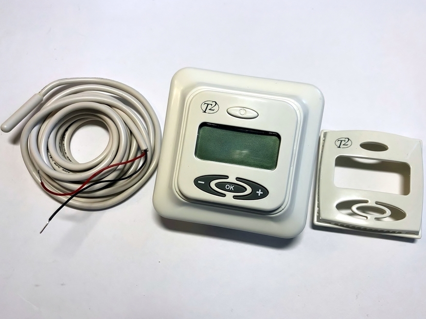 <p>
	Терморегулятор T2 FloorTemp PLUS° (13А) 3000 Вт</p>
