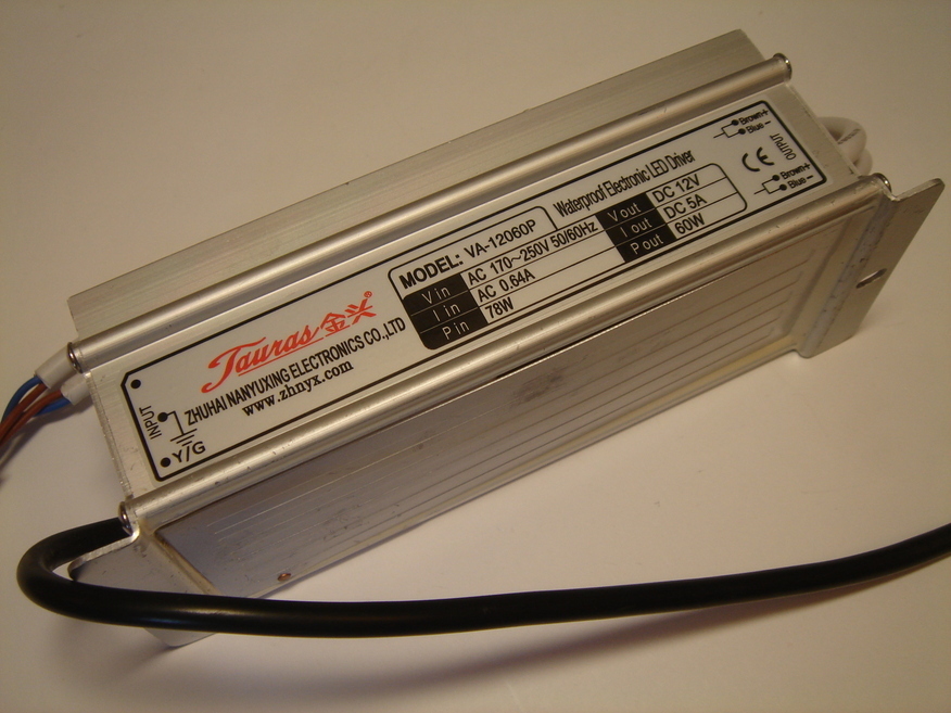 <p>
	Elektrooniline <font color="#ff0000">LED</font> trafo 60 W, 12 V, Tauras, VA-12060P</p>
