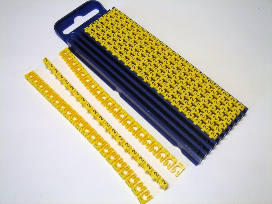 <p>
	Juhtmemärgid "<font color="#ff0000"><strong>7</strong></font>", Hellermann Tyton, 561-02674</p>
