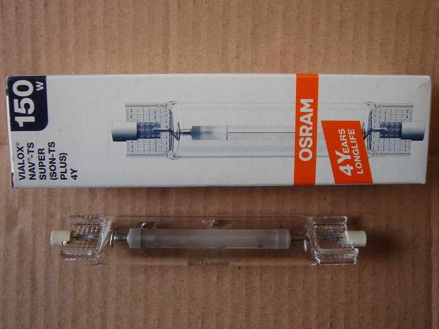 <p>
	Куплю натриеые лампы 150 Вт, Philips, Osram, General Electric, Tungsram, Sylvania</p>
