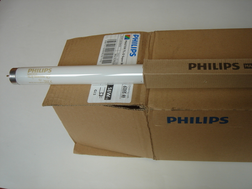 <p>
	Люминесцентная лампа 58 Вт, T8, TLD 58W/29, Philips, 702739</p>
