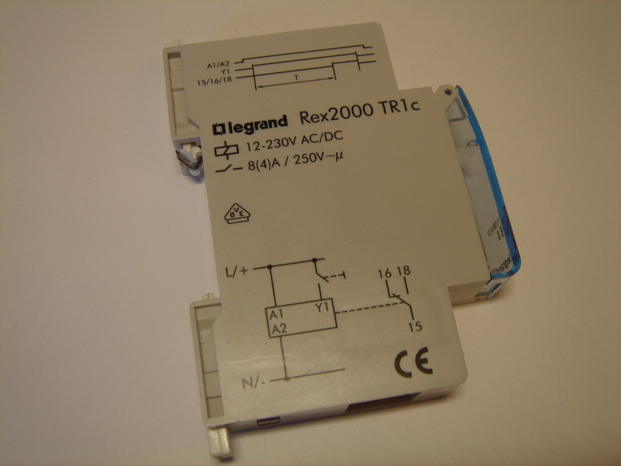 <p>
	Реле времени с задержкой включения Legrand Rex2000 TR1c, 04740</p>
