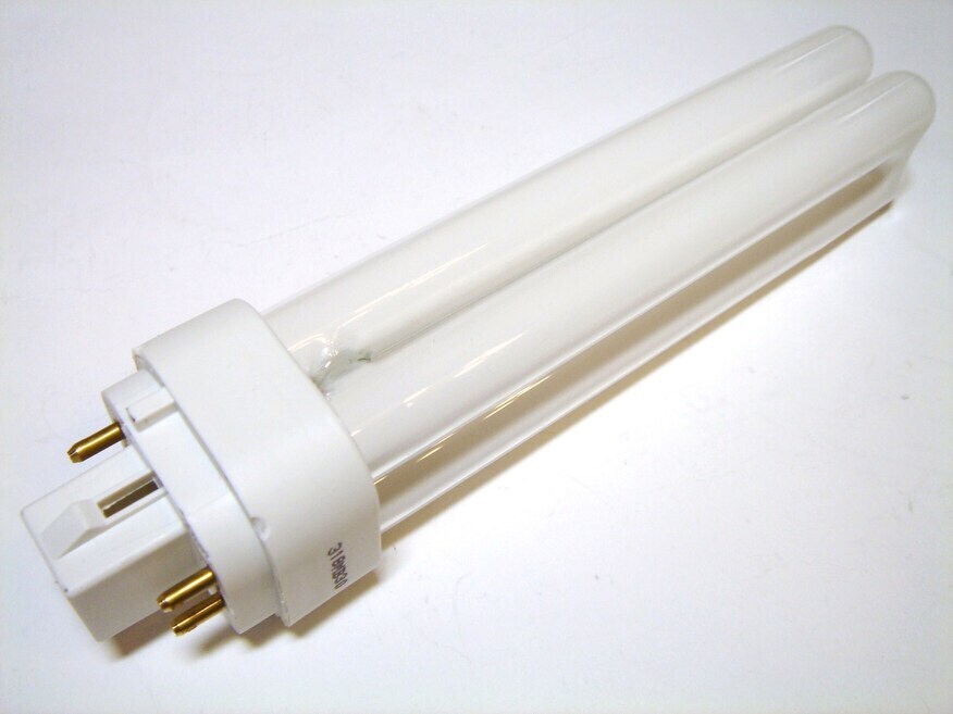 <p>
	Kompakt-luminofoorlamp 18 W, F18DBX/830/4P/EOL, <span style="color: #ff0000">4-PIN</span>, General Electric, 12866</p>

