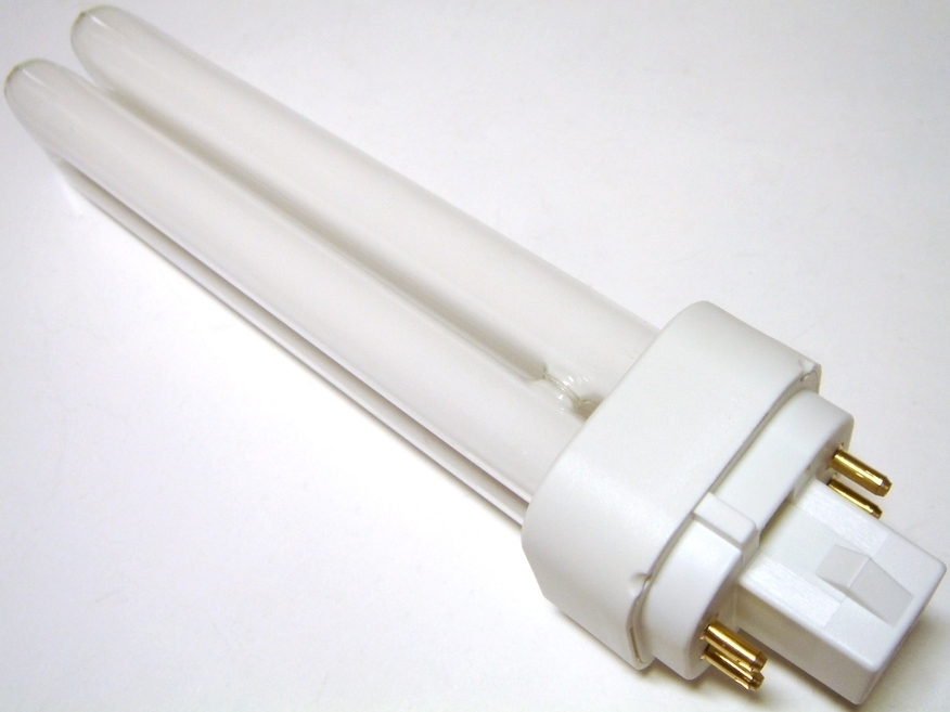 <p>
	Kompakt-luminofoorlamp 18 W, Osram Dulux D/E, 18W/840/G24q-2, <span style="color: #ff0000">4-PIN</span>, 017617</p>

