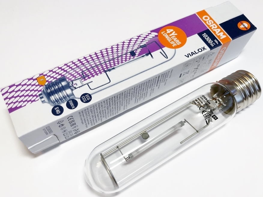 <p>
	Натриевая лампа 100Вт, Osram Vialox NAV-T 100W Super 4Y(SON-T), 015743</p>
