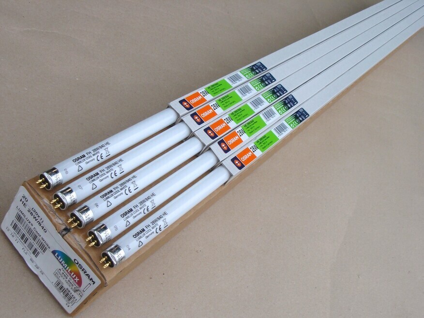 <p>
	Люминесцентная лампа 28 Вт, T5, Osram Lumilux FH 28W/840 HE, 591421</p>
