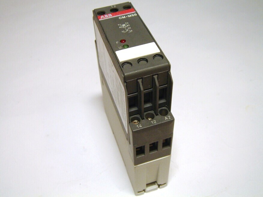 <p>
	Реле термисторной защиты электродвигателя, CM-MSS, ABB, 1SVR430801R1100</p>
