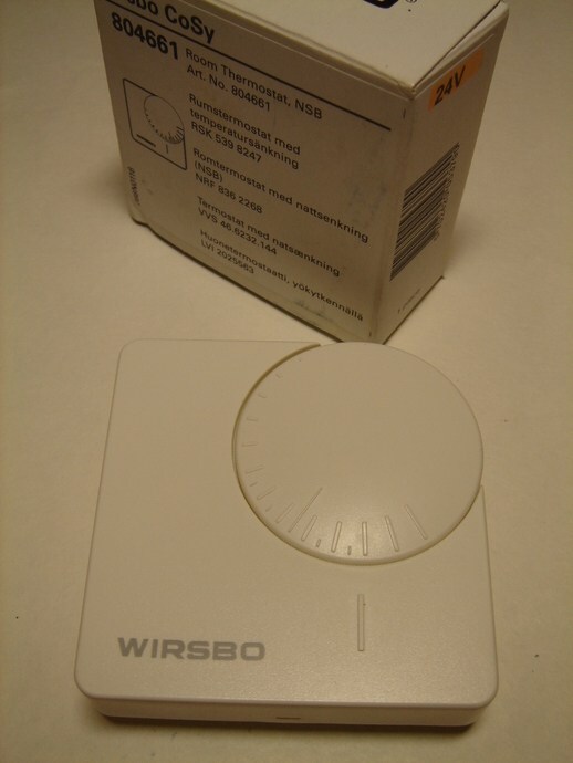 <p>
	Termostaat Wirsbo CoSy, 24 V, 804661, Uponor</p>
