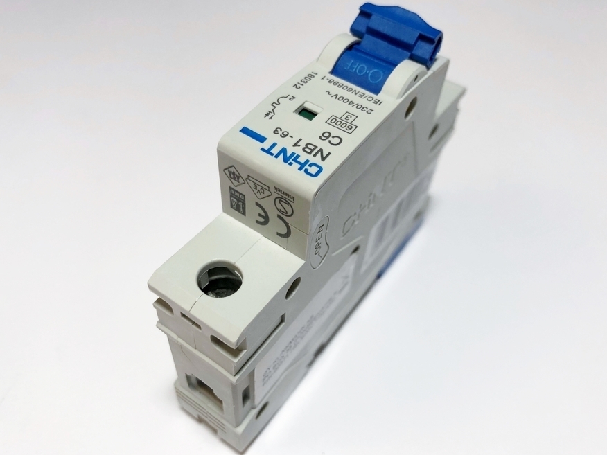 <p>
	Модульный автоматический выключатель 1-фазный C 6A, Chint, NB1-63, 180312</p>
