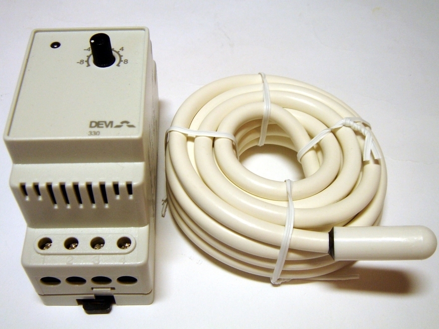 <p>
	Ostan termostaate Devireg™ 330 (16А) 3600 W.</p>
