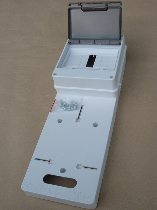 <p>
	Куплю основания для 1-фазных счётчиков вместе с электрощитом</p>
