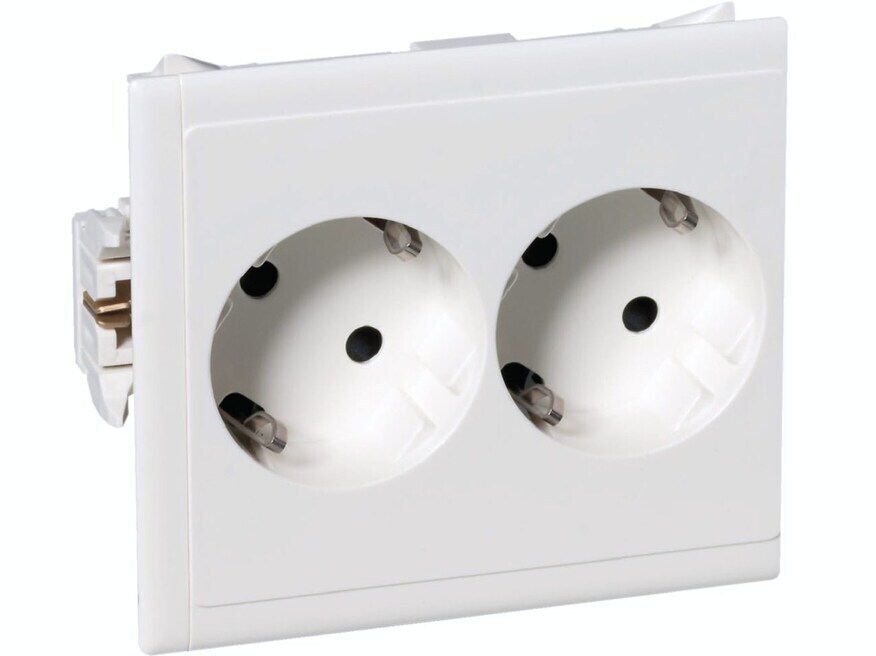 <p>
	Pistikupesa kaablikarbikusse 2-ne, 37° viltu, Schneider Electric, CYB-PS, 5940010</p>
