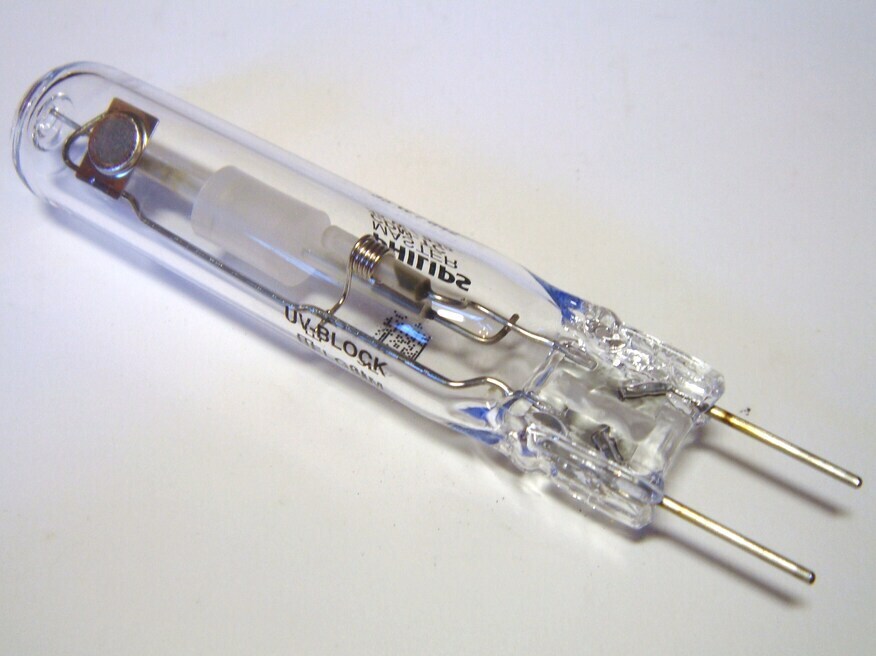 <p>
	Металлогалогенная лампа 35 Вт, Philips Mastercolour, CDM-TC, 35W/842 G8,5, 209573</p>
