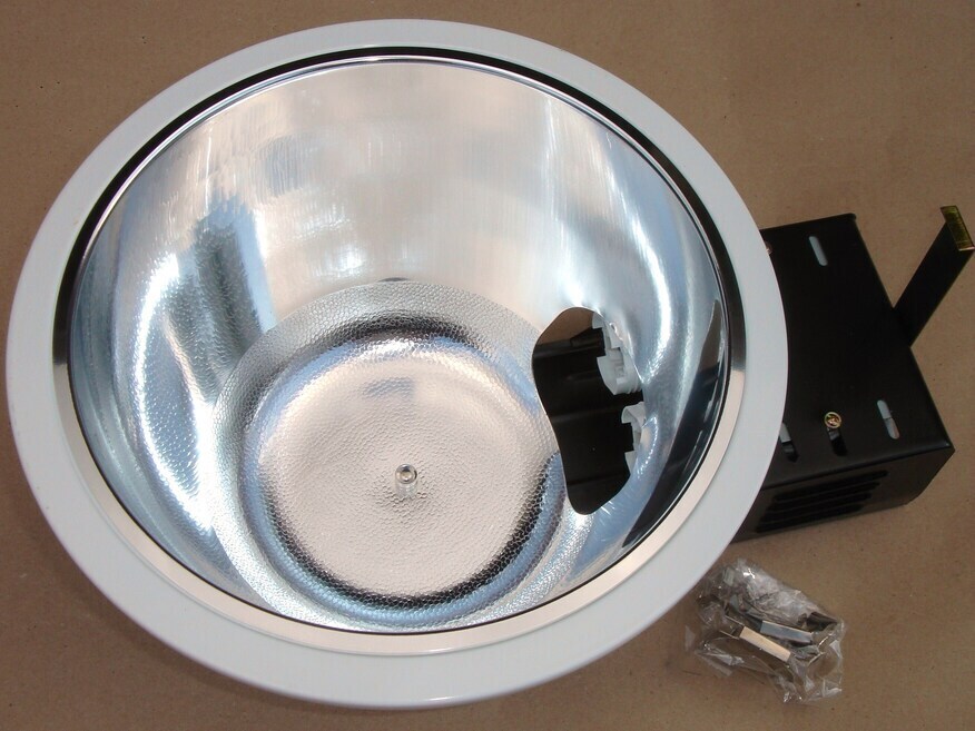 <p>
	Светильник 2 x 18 Вт, Riemann, RDD218EVG</p>
