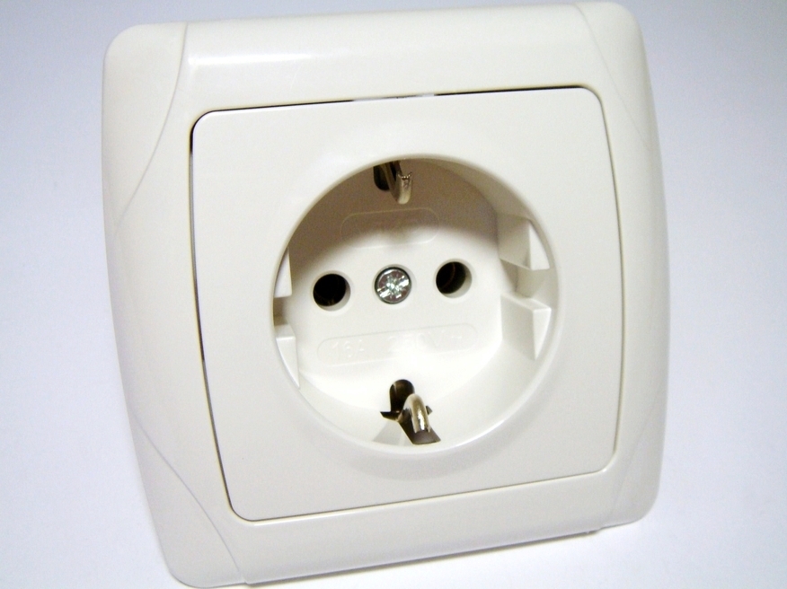 <p>
	Розетка скрытой установки VI-KO (серия - Carmen)</p>
