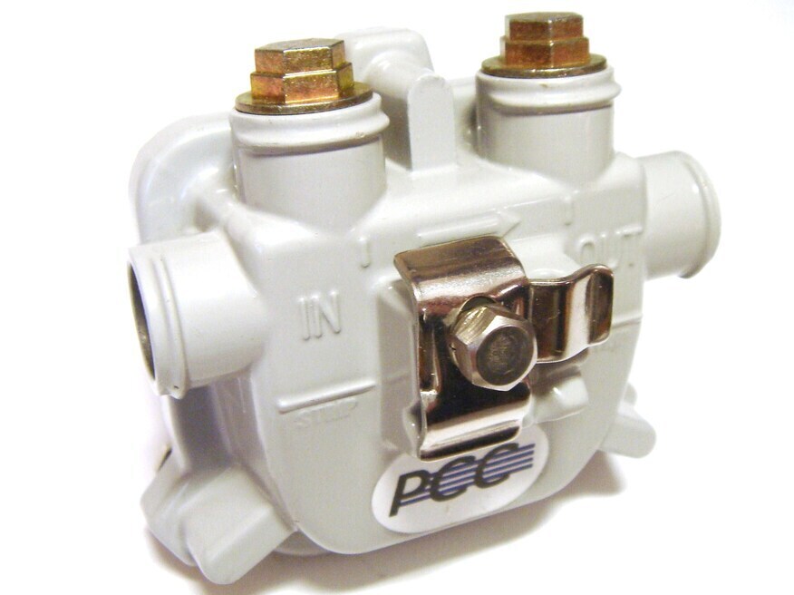 <p>
	TV signaali jagur 1 sisse - 2 välja, TP122-17, Teleste</p>
