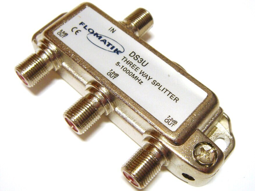 <p>
	TV signaali jagaja 1 sisse - 3 välja 7,2dB, DS3U, Flomatik</p>
