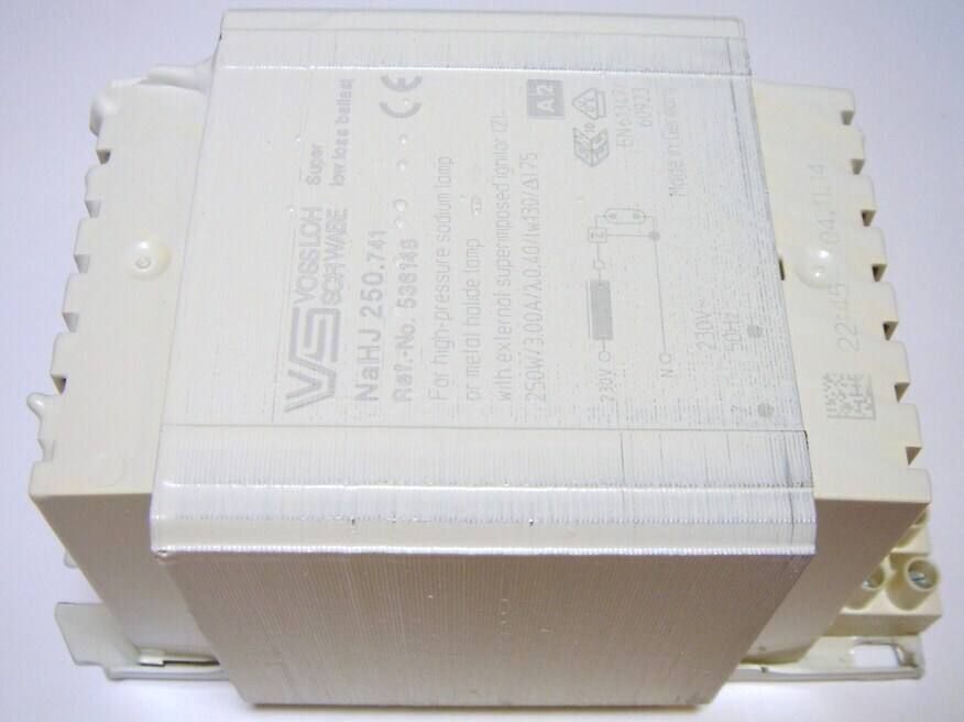<p>
	Дроссель (балласт) 250 Вт, Vossloh Schwabe, NaHJ 250.741, 536148</p>
