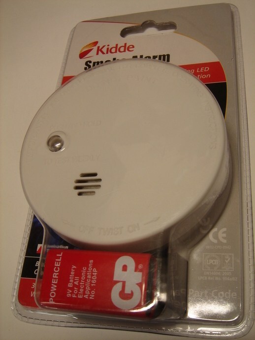 <p>
	Куплю дымовые датчики с питанием от батарейки 9 В</p>
