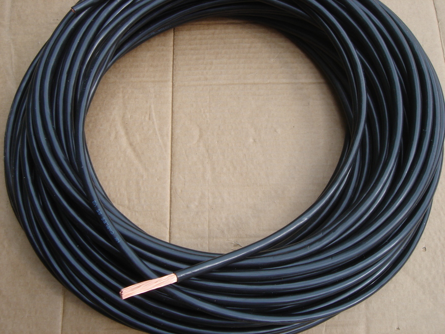 <p>
	Куплю провод 35 мм², чёрный, коричневый и жёлто-зелёный</p>
