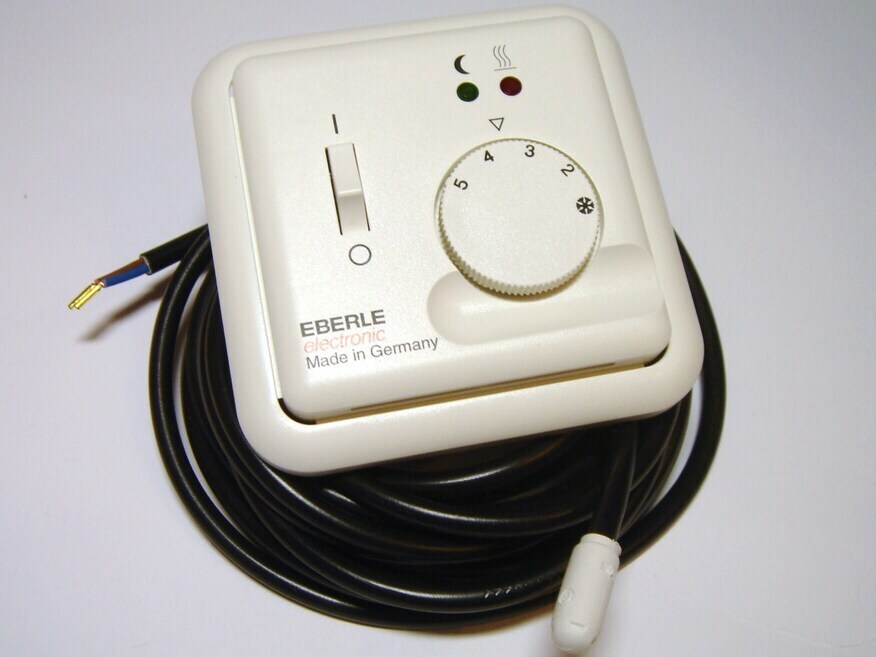 <p>
	Termostaat Eberle FRe 52523 (10А) 2300 W.</p>
