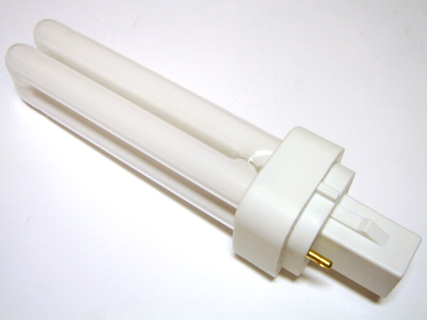<p>
	Kompakt-luminofoorlamp 13W, Osram Dulux D, 13W/41-827/G24d-1, <span style="color: #ff0000">2-PIN</span>, 008127</p>
