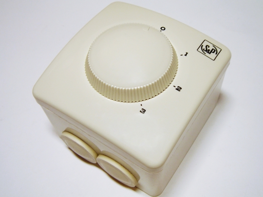 <p>
	Mootoripöörete kiiruse regulaator Soler & Palau, HTB-150N</p>
