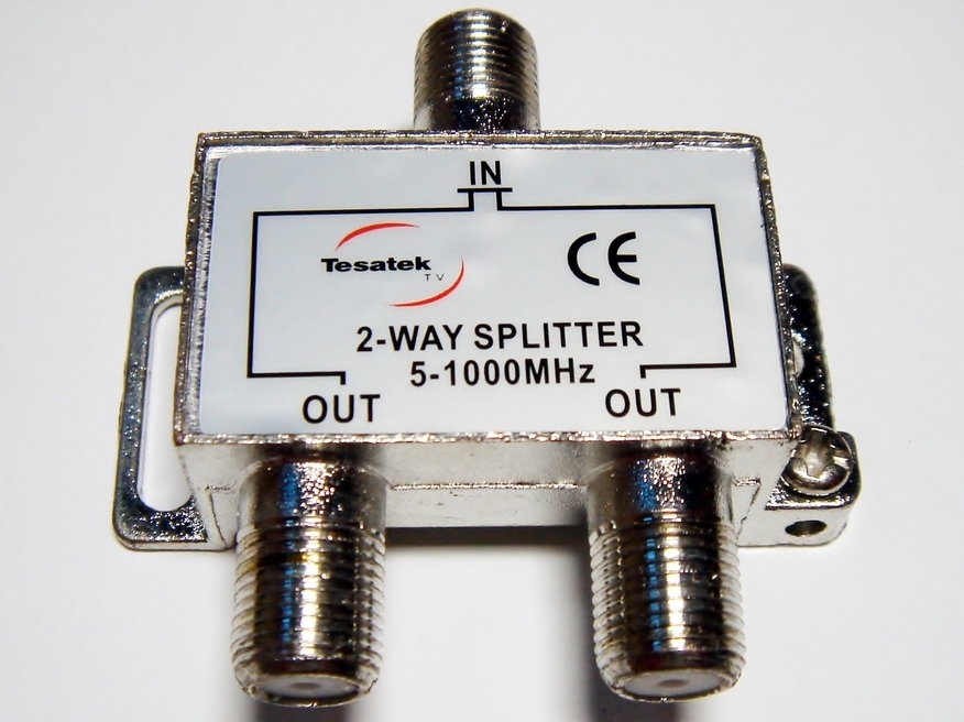 <p>
	Делитель TV сигнала, на 2 отвода, Tesatek, 5202</p>
