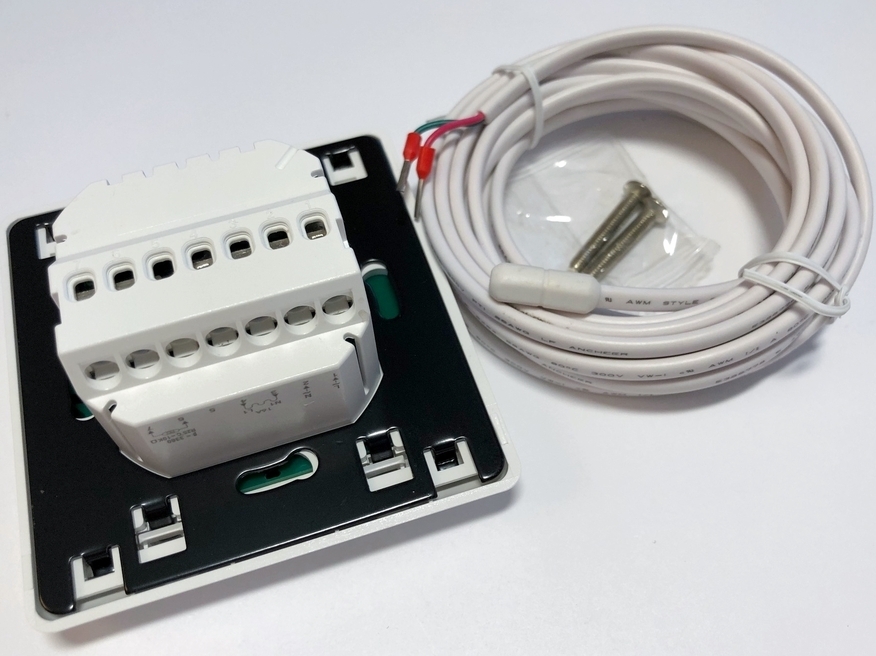 <p>
	Терморегулятор Baden 8990 M6.716, (16А) 3680 Вт.</p>
