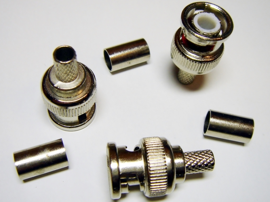 <p>
	Pistik BNC-005</p>
