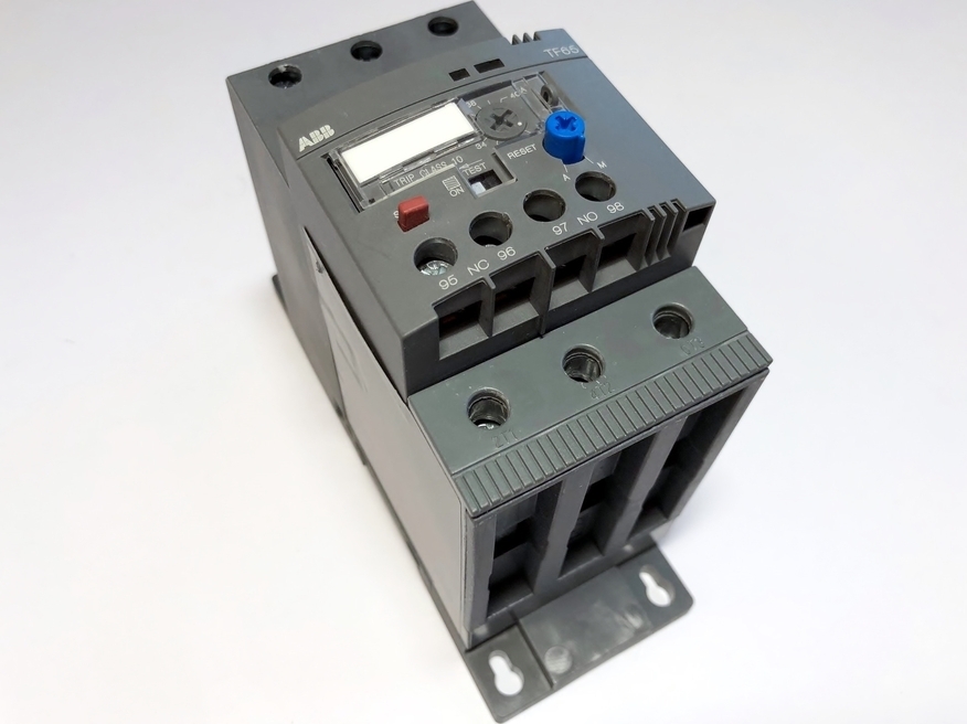 <p>
	Термозащита 30 - 40A, TF65-40, ABB, 1SAZ811201R1003</p>
