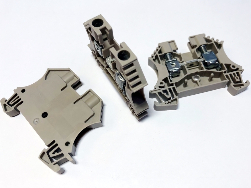 <p>
	Проходная клемма 6 мм², серая, WDU 6, Weidmüller, 1020200000</p>
