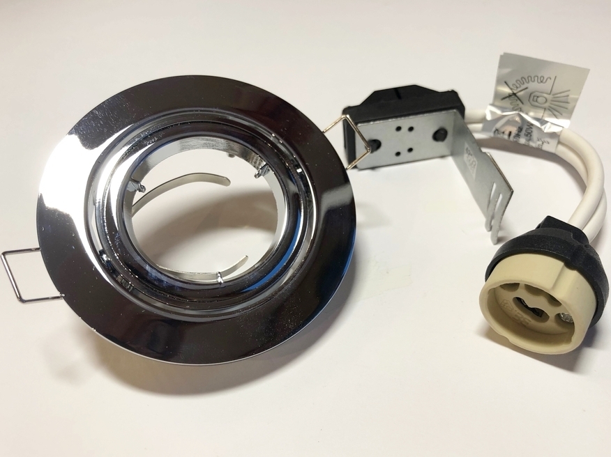 <p>
	Светильник для навесного потолка Robus, R208SC, цвет блестящий хром</p>
