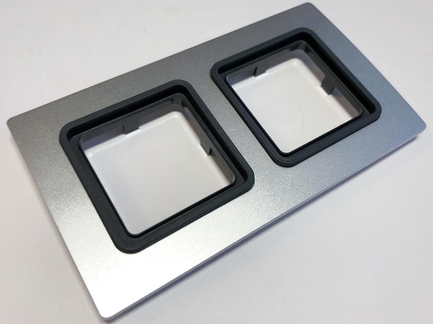 <p>
	2 - kohaline raam Hager Polo (sari - Barva), 29000212</p>
