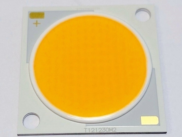 <p>
	Светодиодный модуль 37 Вт, Citizen, CLU048-1212C4-302M2M2-F1, T121230M2</p>
