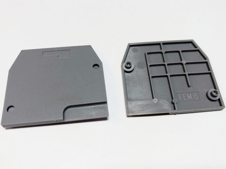 <p>
	Концевая пластина FEM6, Entrelec, 1SNA118368R1600, ABB, серая</p>
