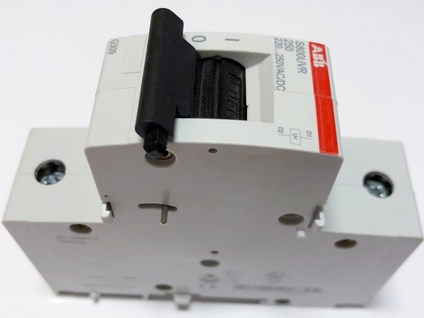 <p>
	Расцепитель минимального напряжения S800-UVR250, ABB, 2CCS800900R0271</p>
